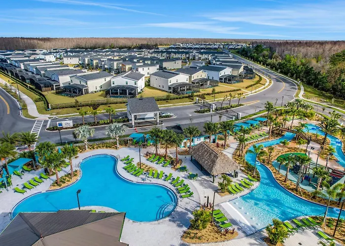 Stylish Townhouse With A Private Pool & Lanai Plus Clubhouse Amenities Kissimmee