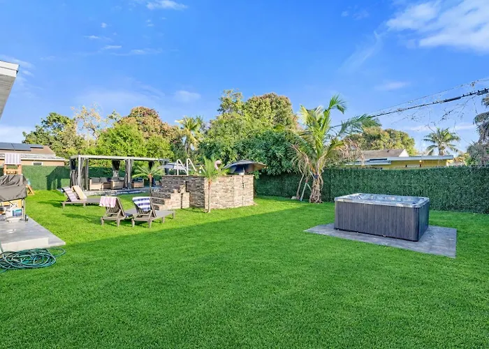 Villa Olive Palm Retreat With Pool Miami