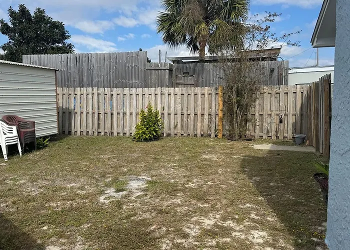 Beach Yeah- Pool- Hot Tub- Game Room Panama Stadt