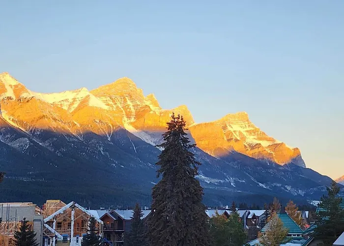 Ferienwohnung Corner Mountain View Retreat 2 Kings W Patio Canmore