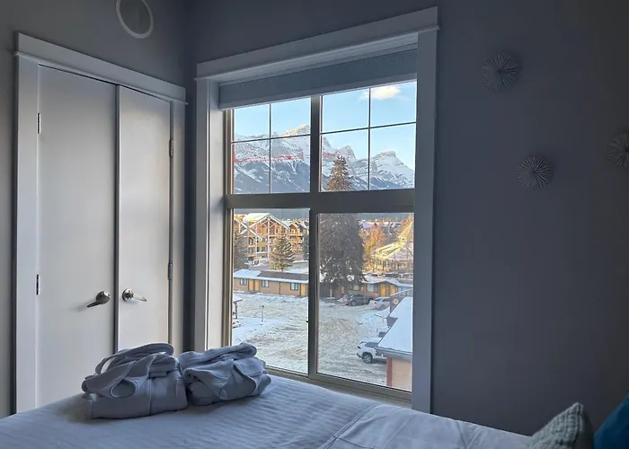 Ferienwohnung Corner Mountain View Retreat 2 Kings W Patio Canmore