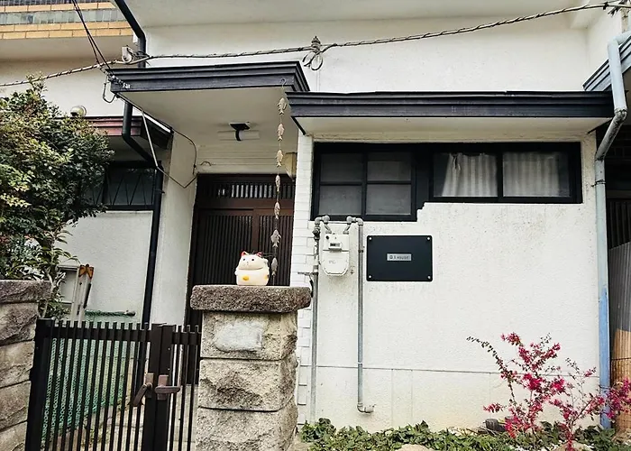 Gi House - Central Osaka Traditional House - 3 Tatami Rooms & Balcony - 6Min Walk To Station