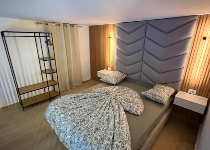 Goldapartment Sarandë