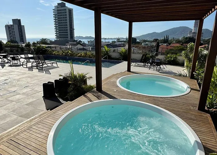 Apartamento Em Cond. Completo E Com Vista Mar Penha 