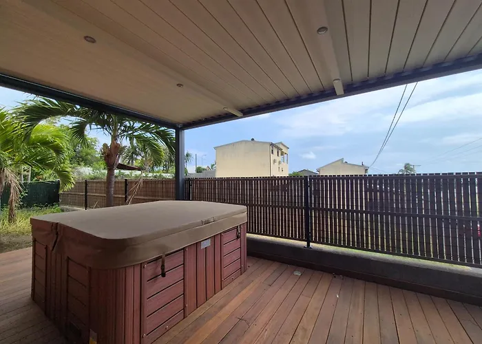 Cozy Stay With Private Jacuzzi Saint Pierre