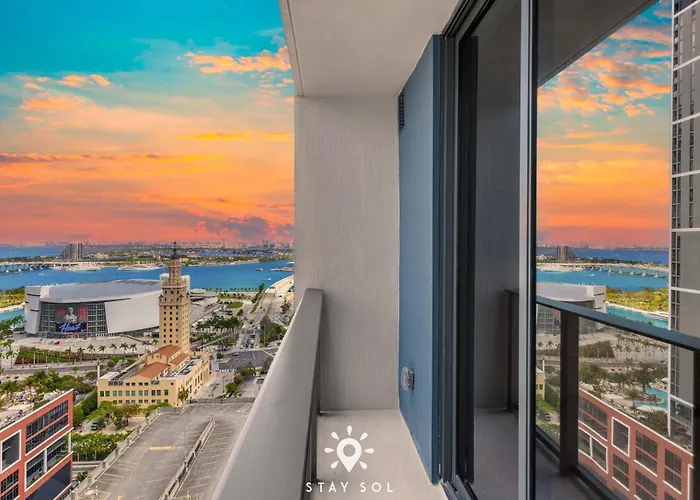 Floor-To-Ceiling Light Chic Miami Studio