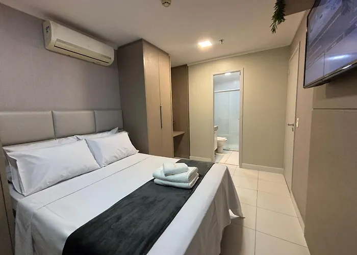 Ferienwohnung 1Br W Ac, Office, Kitchen &Park Near Flamboyant Goiânia