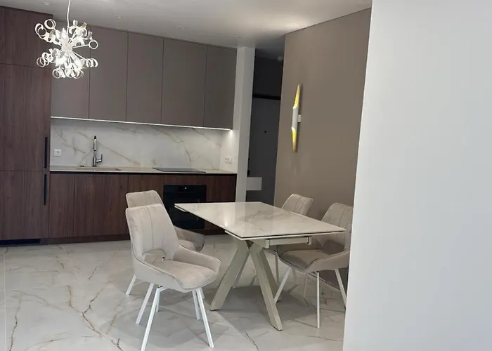 Apartment In Kiev Квартира На Голосіївській Площі