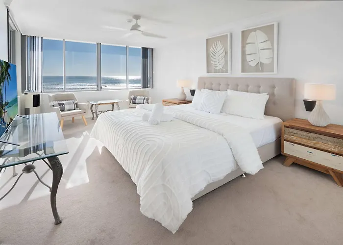 Beachfront On Berkeley Hosted By Gold Coast Holiday Stays