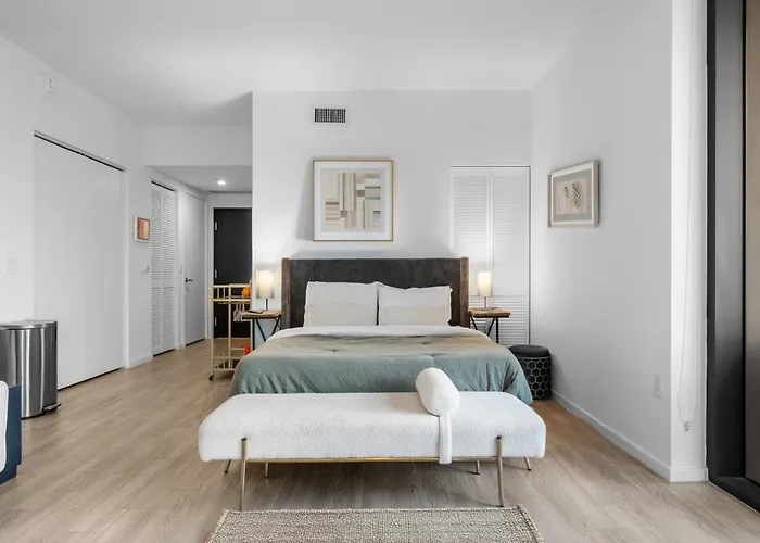 The Reserve At Eight Miami