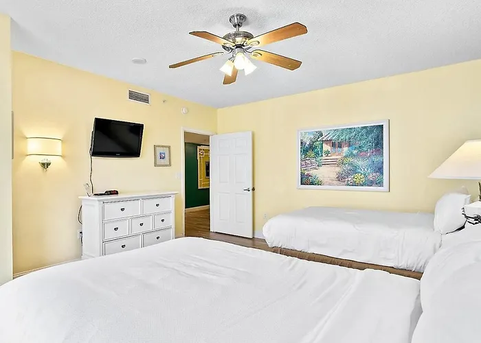 Oceanfront 2Br Resort Retreat With Beach Access Daytona Beach