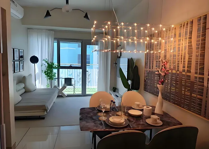 Luxurious Style 1 2 3 Bedrooms Apartment Cross To Okada And Near City Of Dreams, Solaire, Moa, And Airport Manila