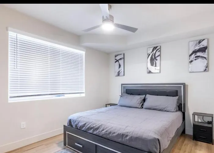 Sunela Apartments Phoenix