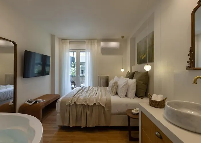 Romantic Getaway W Whirlpool & Fireplace Athen