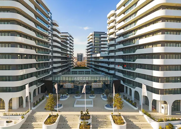 La Bella Apartment In Odyssey Spa Pools Parking Năvodari