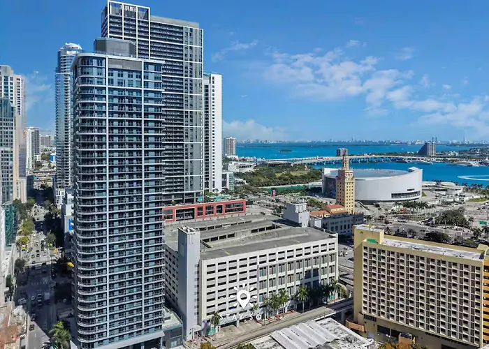 Smart Luxe Studio With Views In Downtown Miami