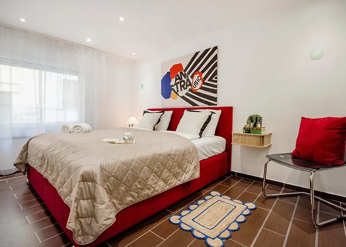 Ferienwohnung Creative Oasis By Gozsdu Bold & Stylish Retreat Budapest