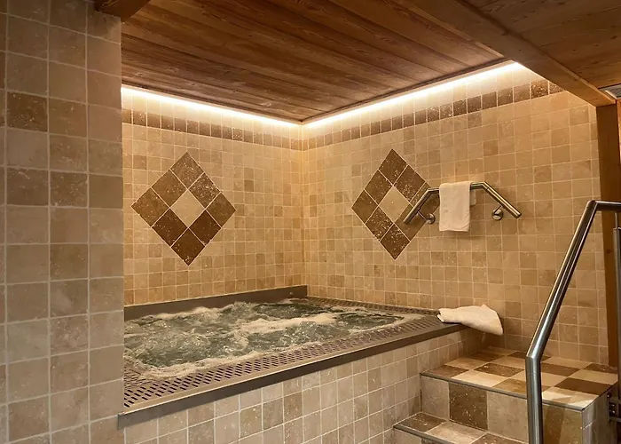 Hotel Logis La Croix-Saint-Maurice Le Grand-Bornand