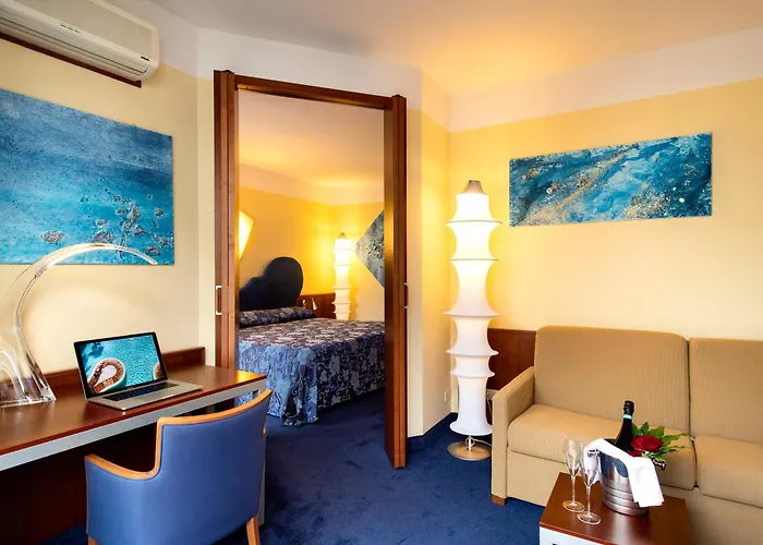 Color Hotel Style, Design & Gourmet Bardolino
