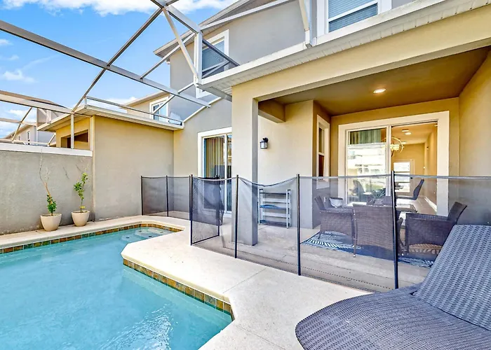 Inviting Home Near Theme Parks With Private Heated Pool, Lanai, Patio & W/D Kissimmee