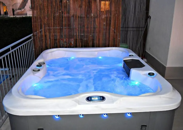 Villa Anastasia Sandy Beach Villas - Heated Private Overflow Pool - Hot Tub - Games Room - Private Beach Area Polis