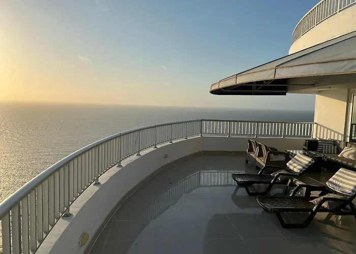 Ferienwohnung Luxurious Penthouse In Cartagena With Ocean Views And Private Terrace