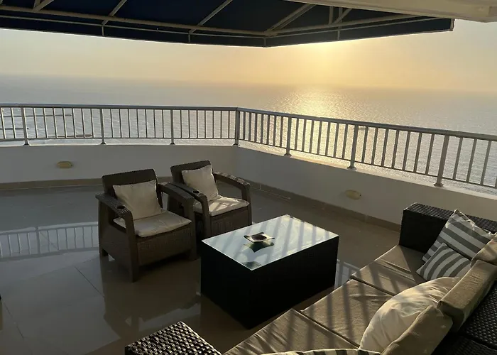 Ferienwohnung Luxurious Penthouse In Cartagena With Ocean Views And Private Terrace