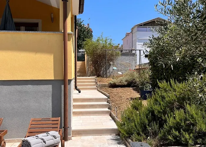 Villa Pistine - With Private Pool For 8 Near Rovinj