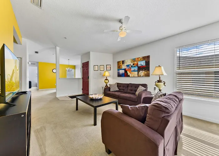 2730 Club Cortile Circle Apt. B Kissimmee