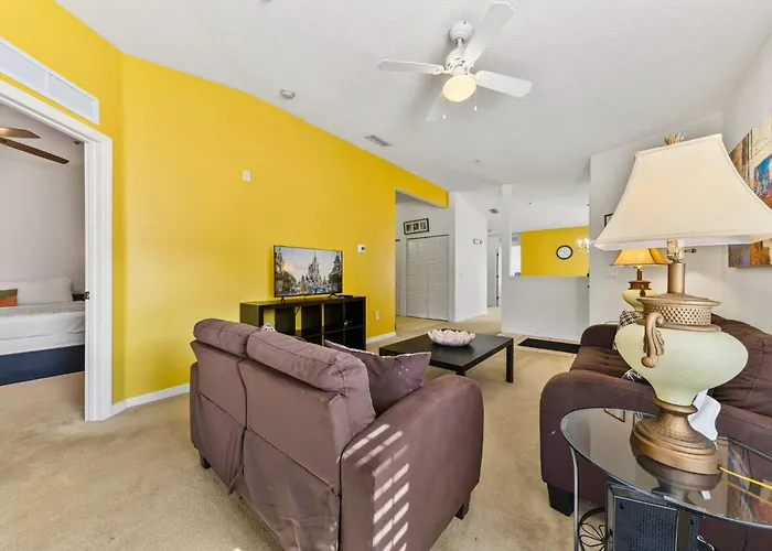 2730 Club Cortile Circle Apt. B Kissimmee