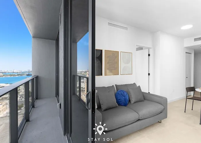 Ferienwohnung Stylish Retreat Modern 1BR&Den Miami