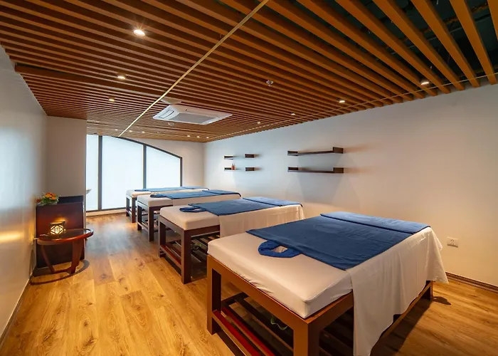 D'Lioro Hotel & Resort Hạ Long