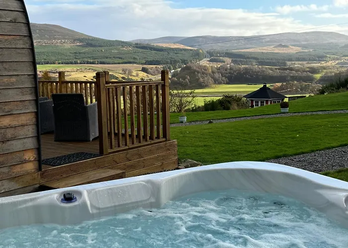 Hotel Daviot Luxury Pods Inverness