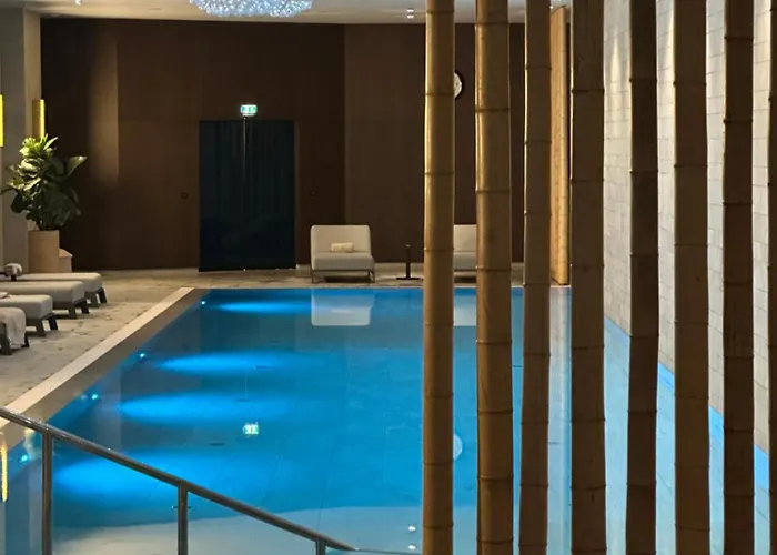 Sky Residence West 65 Tower Belgrad