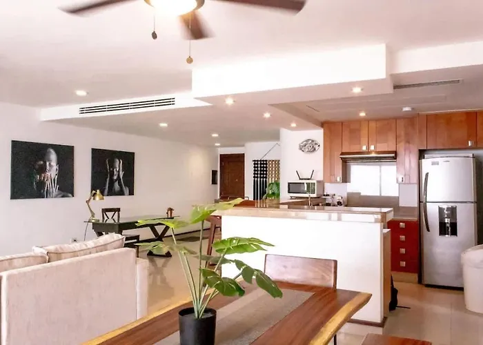 3 Bedroom Apartment Heart Playa! Playa del Carmen