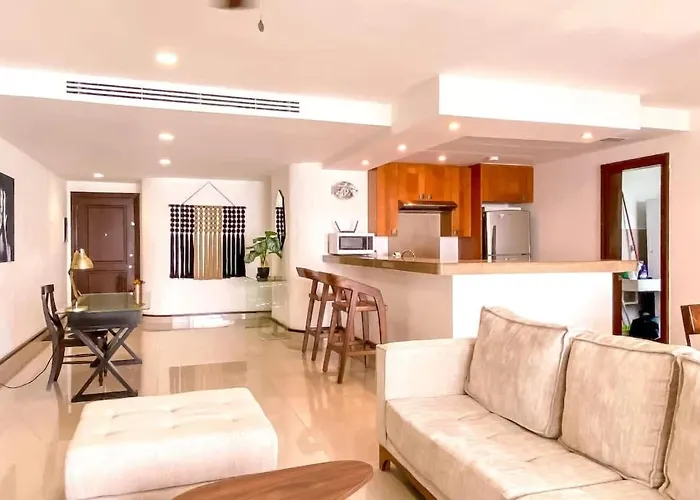 3 Bedroom Apartment Heart Playa! Playa del Carmen