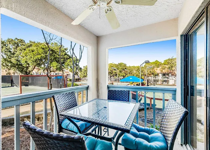 Tops'L Tennis Village 55 Destin