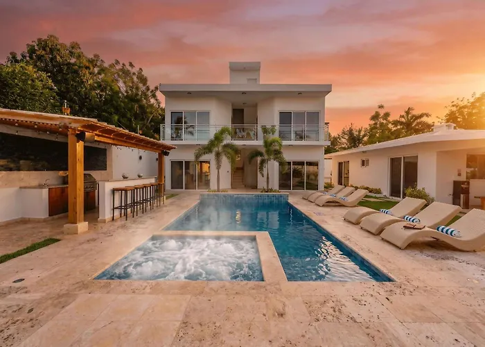 Green Palace 7 Bedroom Villa In Sosua With Security