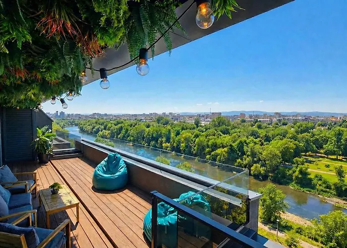 Luxury Apartment With River View & Underground Parking By Flat Mаnager Plowdiw