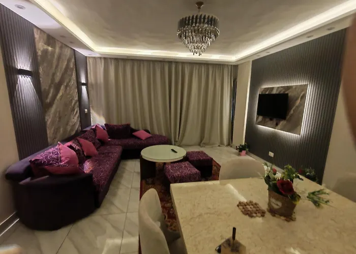 Ferienwohnung الاسكندريه المندره خطوات من الشاطئ ثاني نمره من الشاطيء تري البحر بوضوح من الجانب Alexandria