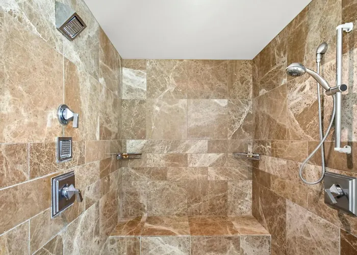 Honua Kai Konea 3 Free Rental Cars Kbm Resorts Grand Suite 3 Units 9 Bedrooms Ml-1418 Kaanapali