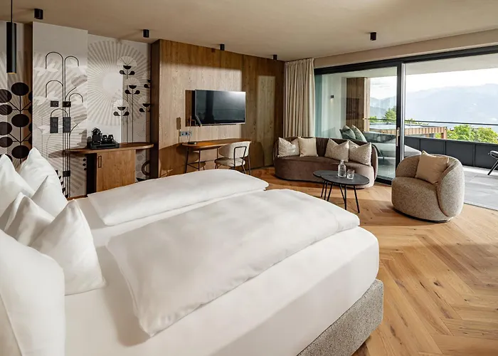Hotel Sonnenberg Panorama Dolomites Wellbeing Meransen