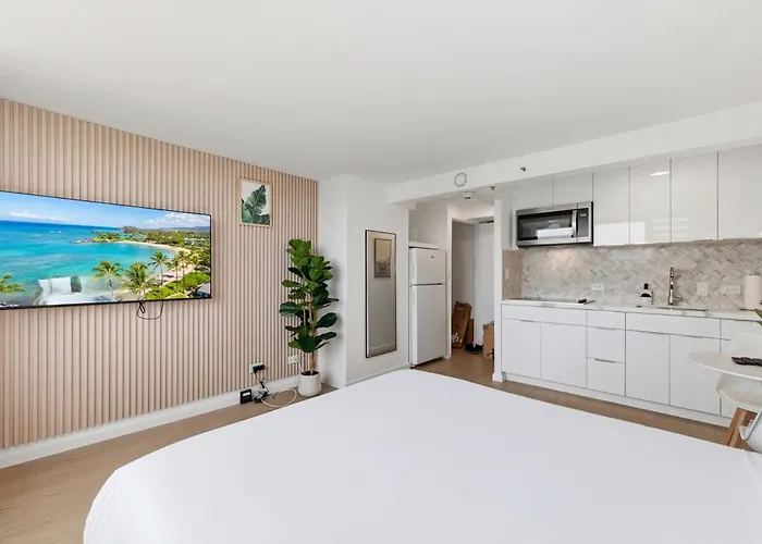 Ocean View 2 Bedroom 2 Bath In Waikiki Honolulu