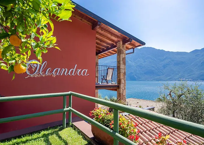 Hotel La Gardenia & Villa Oleandra Limone sul Garda