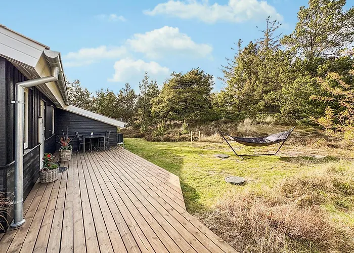Strandhaus In Blåvand Mit Sauna
