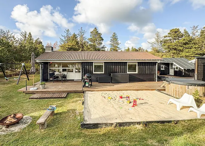Strandhaus In Blåvand Mit Sauna