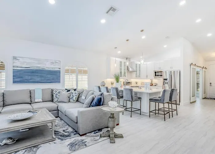Vanderbilt Aqua Vista North North Naples