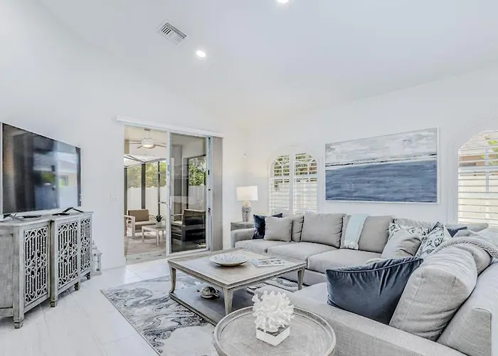 Vanderbilt Aqua Vista North North Naples