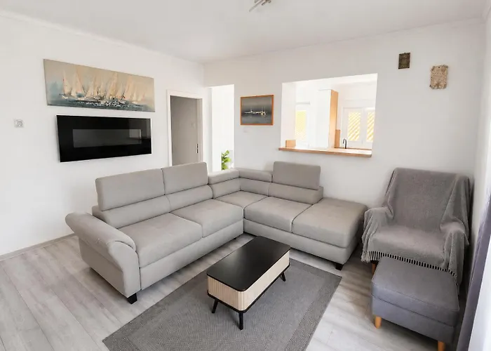 Braavos Apartments Sibenik Deluxe Near Marina