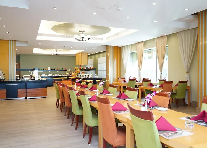 City Seasons Hotel & Suites Maskat